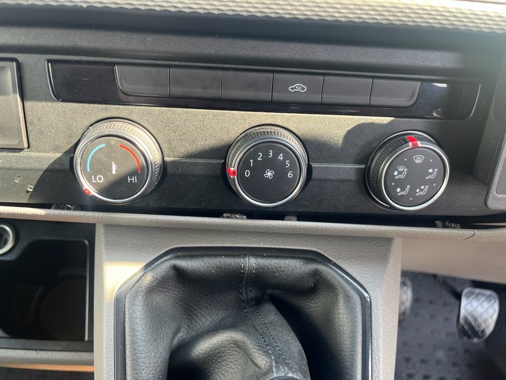 Used Volkswagen Transporter 2020 for sale - 77188133: Photo 38