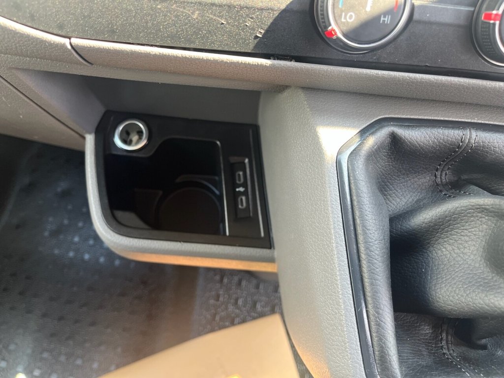 Used Volkswagen Transporter 2020 for sale - 77188133: Photo 39