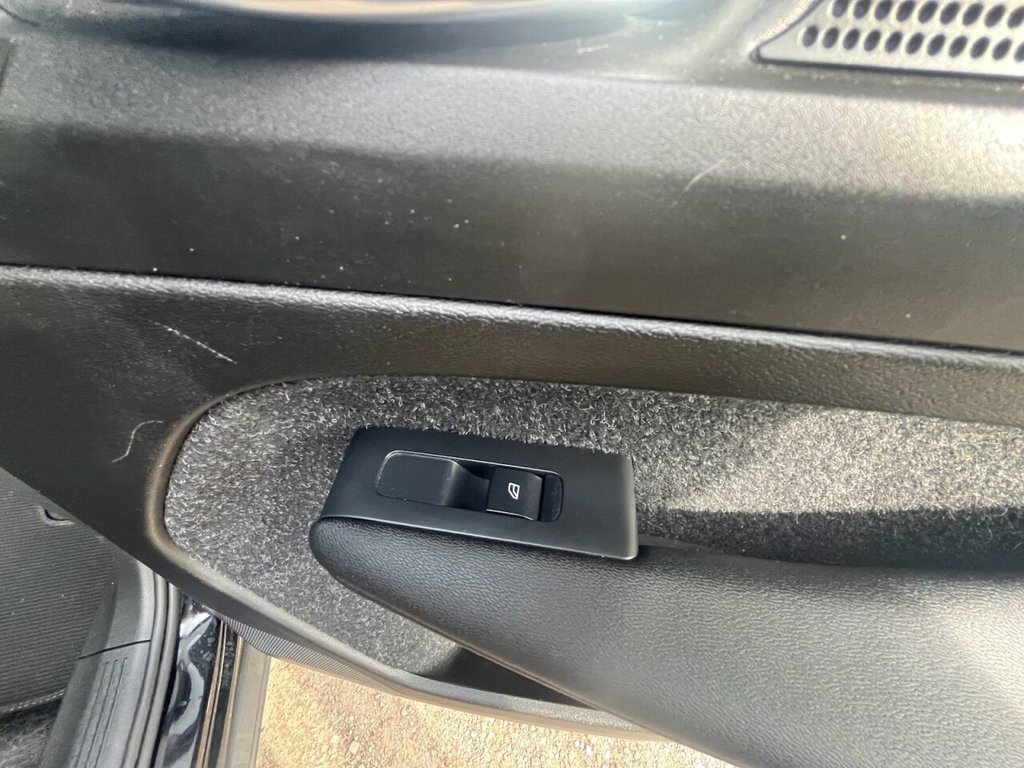 Used Volvo XC40 2019 for sale - 77621301: Photo 35