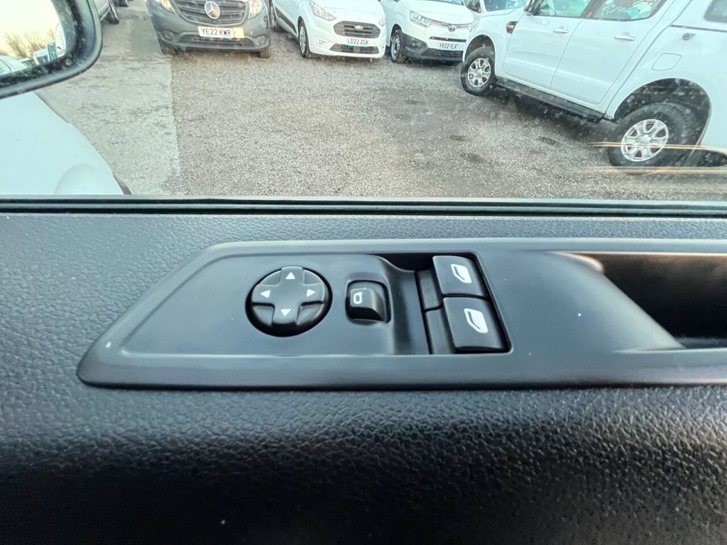 Used Peugeot Expert 2023 for sale - 76570557: Photo 36