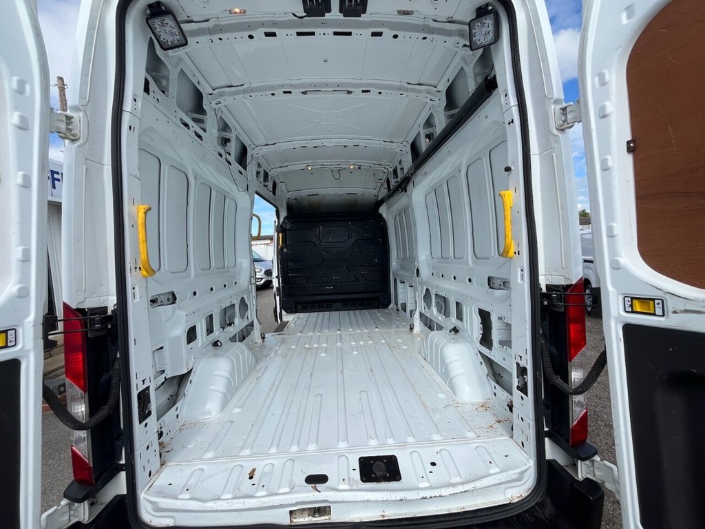 Used Ford Transit 2022 for sale - 76642344: Photo 45
