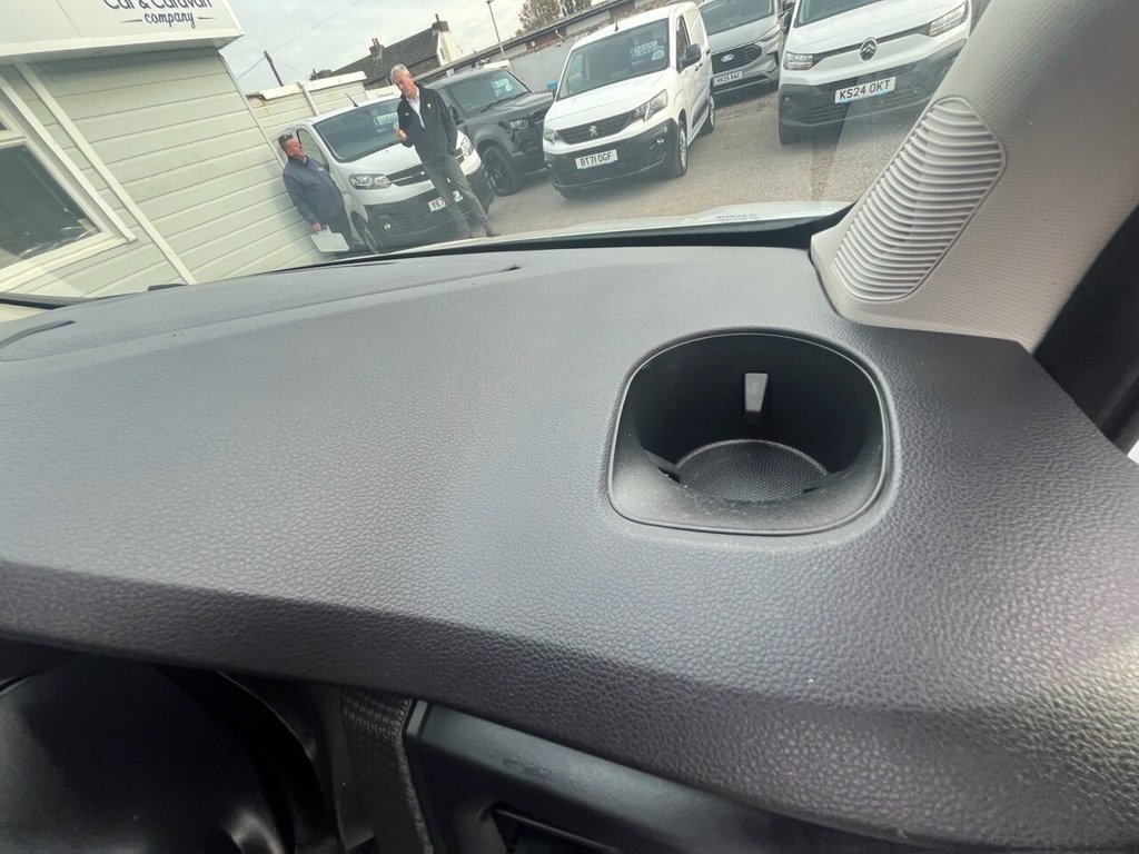 Used Renault Trafic 2023 for sale - 76245302: Photo 26