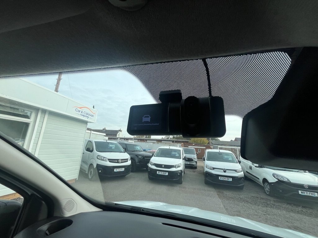 Used Renault Trafic 2023 for sale - 76245302: Photo 32