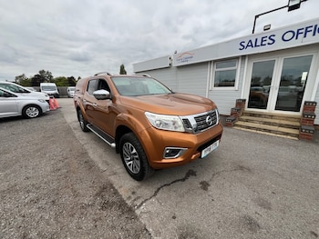 Nissan - Navara