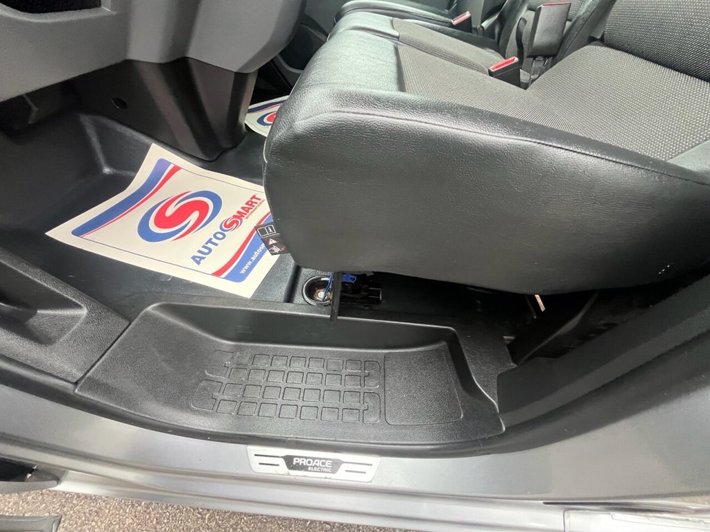 Used Toyota ProAce 2021 for sale - 77680303: Photo 21