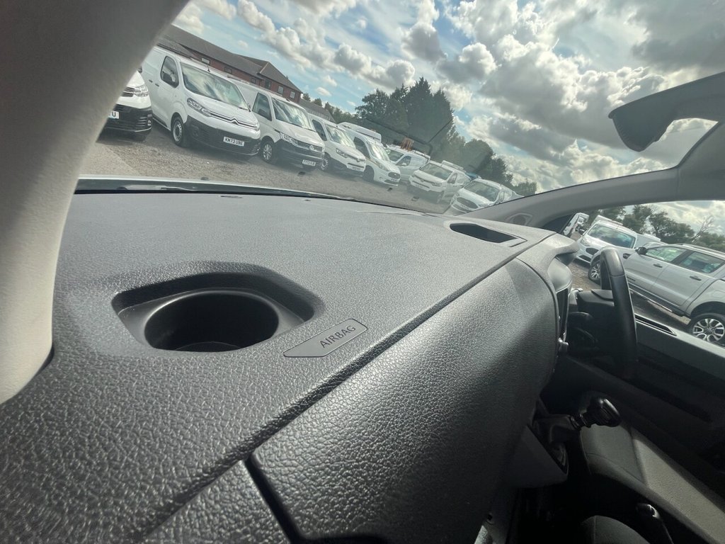 Used Vauxhall Vivaro 2022 for sale - 75321121: Photo 35