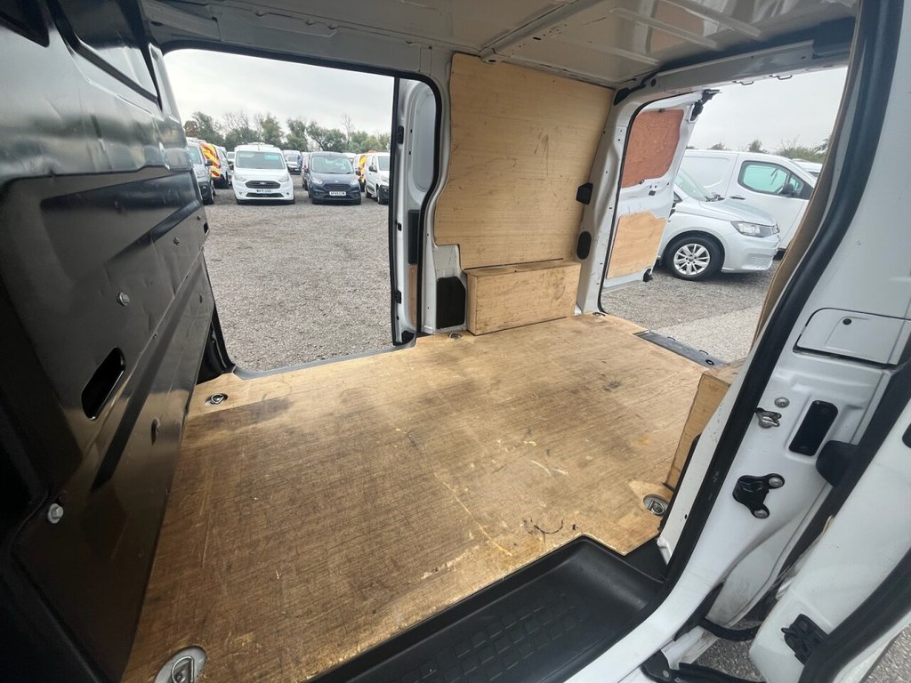 Used Vauxhall Vivaro 2022 for sale - 76266822: Photo 26