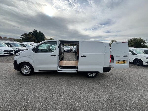 Used Vauxhall Vivaro 2023 for sale - 75433516: Photo 11