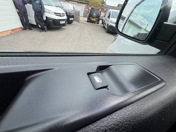 Used Vauxhall Vivaro 2023 for sale - 75433516: Photo 27