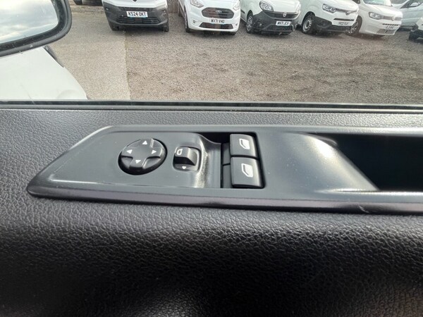 Used Vauxhall Vivaro 2023 for sale - 75433516: Photo 29