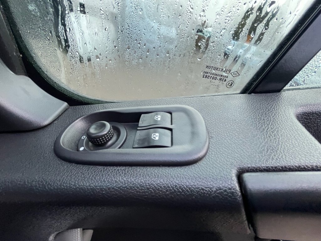 Used Vauxhall Movano 2017 for sale - 77212005: Photo 30