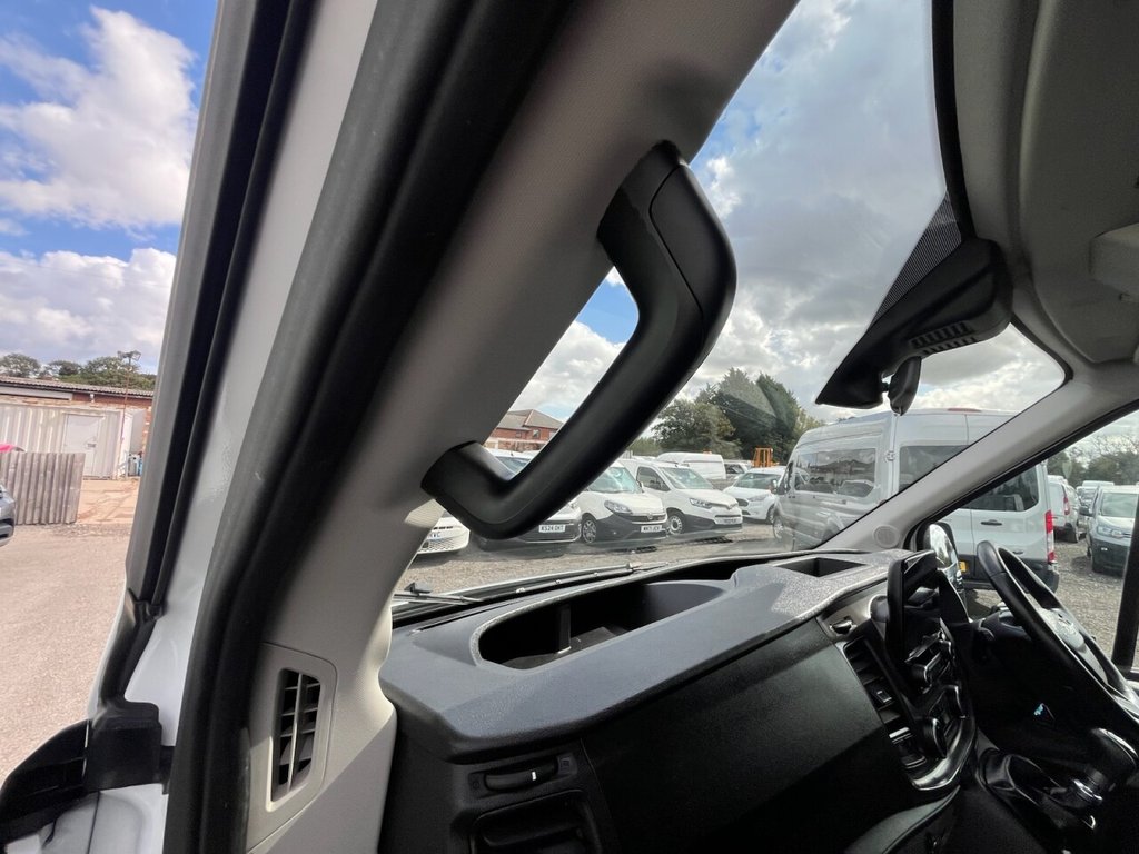 Used Ford Transit 2019 for sale - 75802290: Photo 23