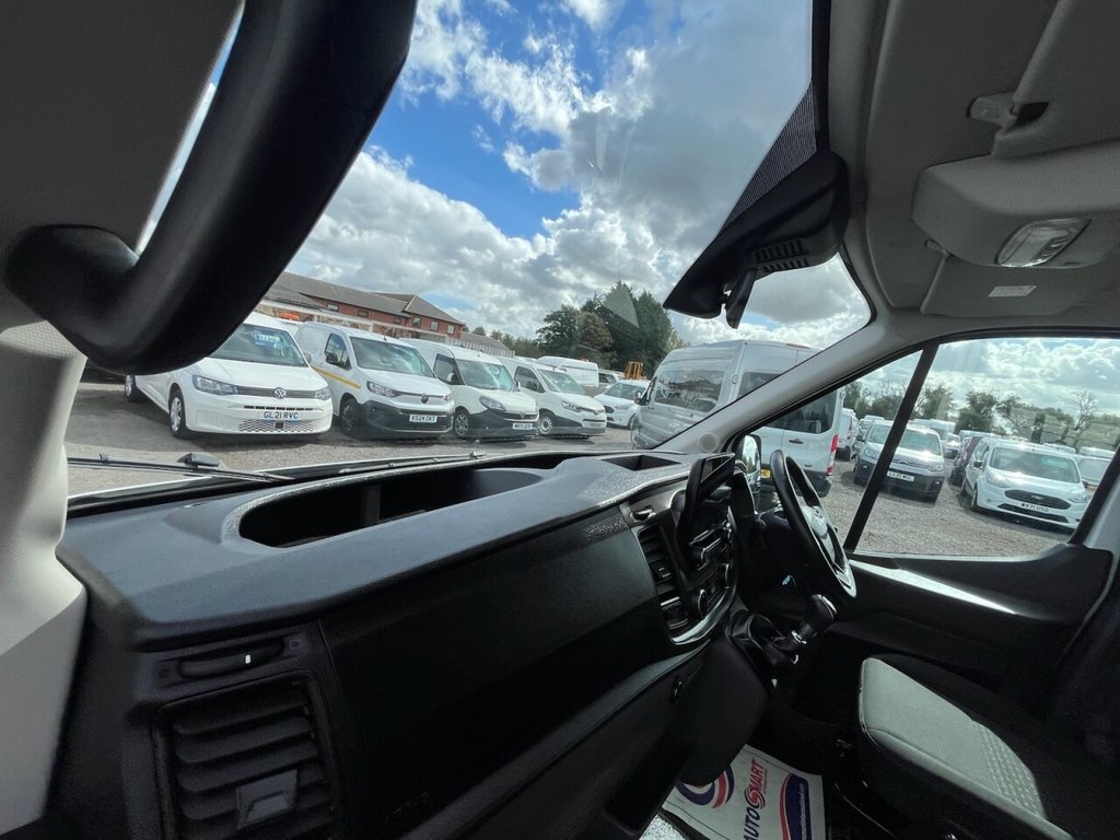 Used Ford Transit 2019 for sale - 75802290: Photo 24