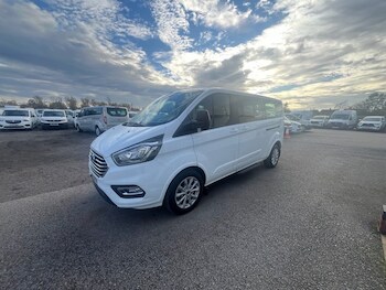 Used Ford Tourneo Custom 2022 for sale - 76481790: Photo