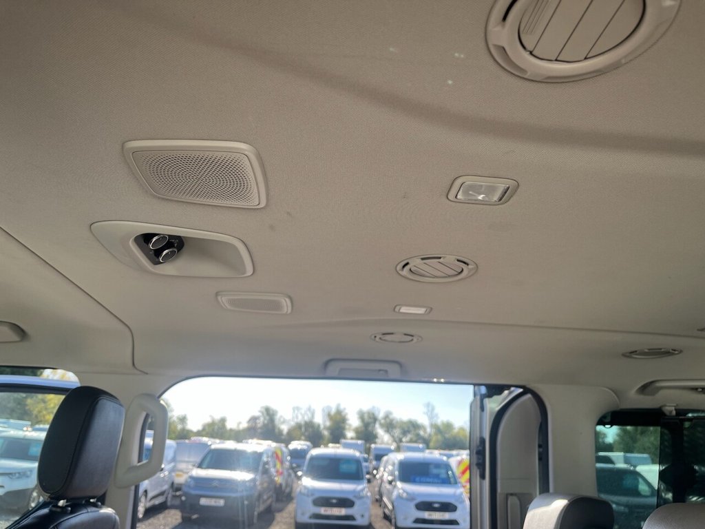 Used Ford Tourneo Custom 2022 for sale - 76080733: Photo 42