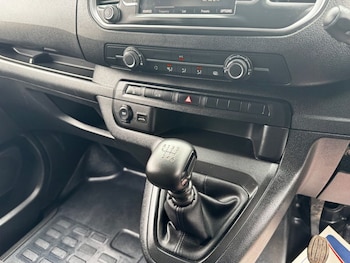 Used Vauxhall Vivaro 2023 for sale - 78500633: Photo
