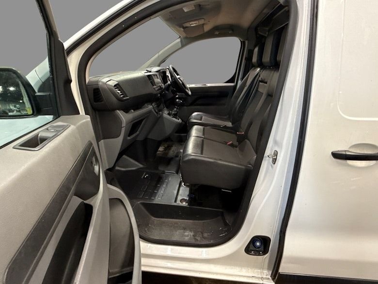 Used Toyota ProAce 2020 for sale - 76496441: Photo 2