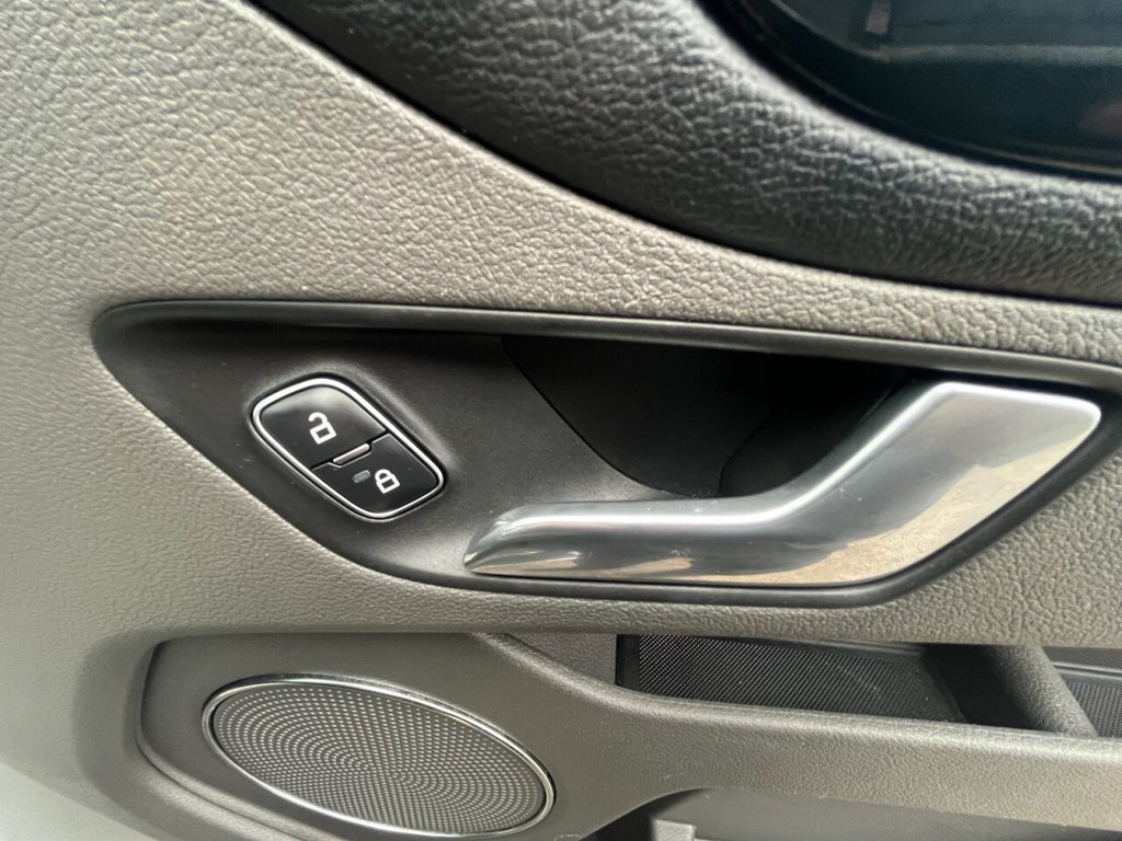 Used Ford Tourneo Custom 2021 for sale - 76178379: Photo 40