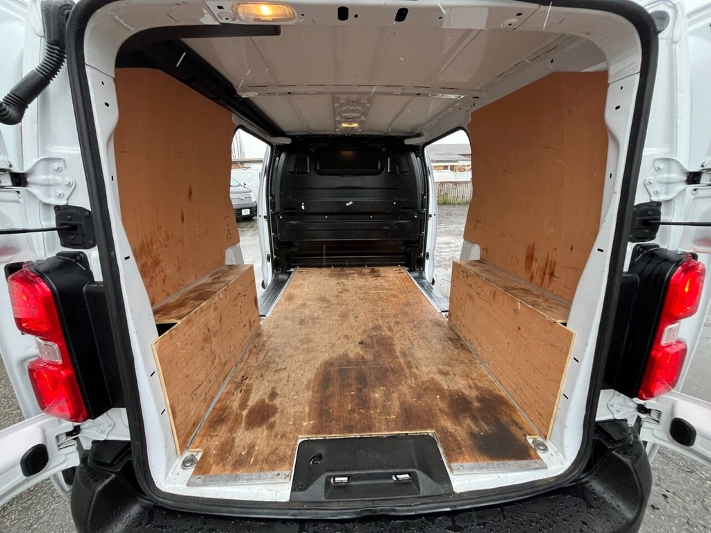 Used Vauxhall Vivaro 2023 for sale - 77319492: Photo 29