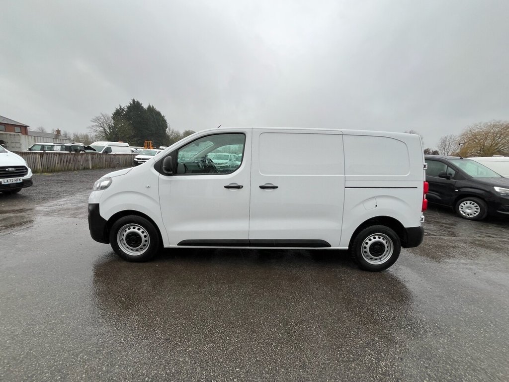 Used Vauxhall Vivaro 2023 for sale - 77319492: Photo 4