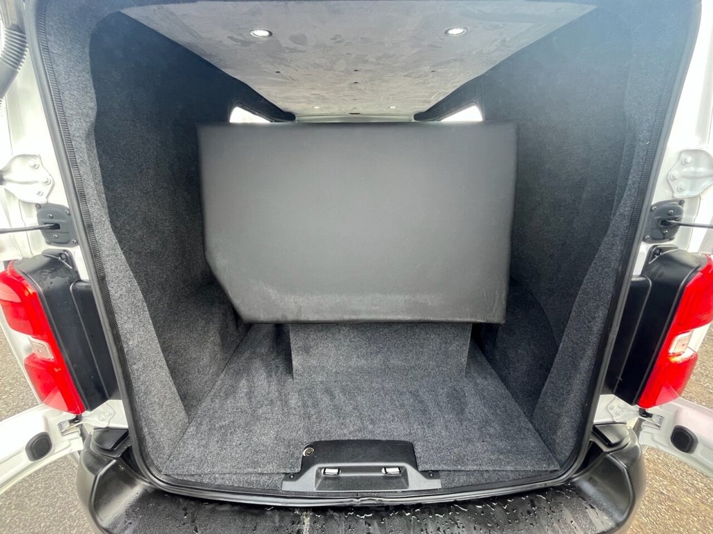 Used Vauxhall Vivaro 2022 for sale - 76356246: Photo 19