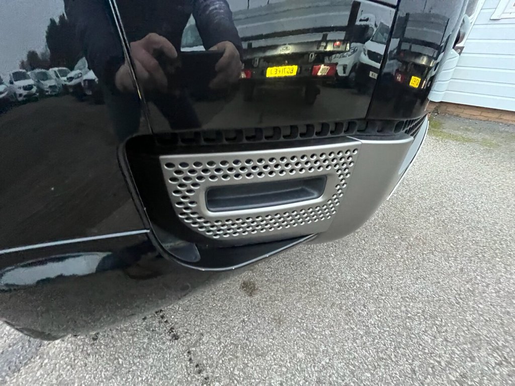 Used Land Rover Defender 2025 for sale - 77422572: Photo 10