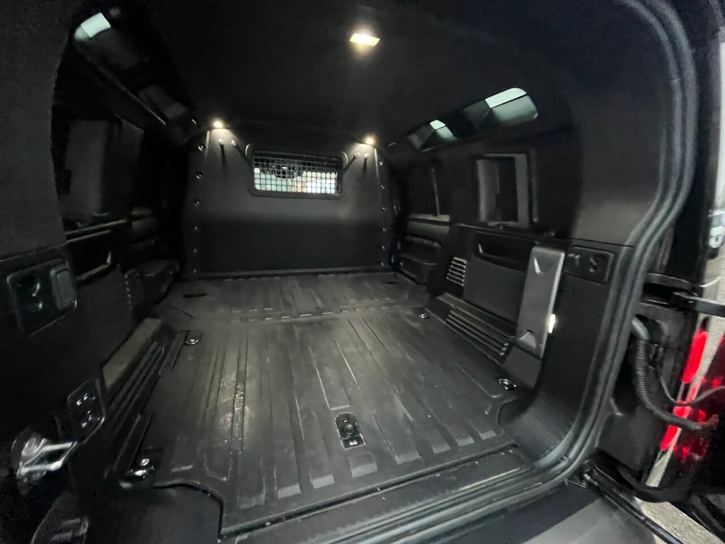 Used Land Rover Defender 2025 for sale - 77422572: Photo 21