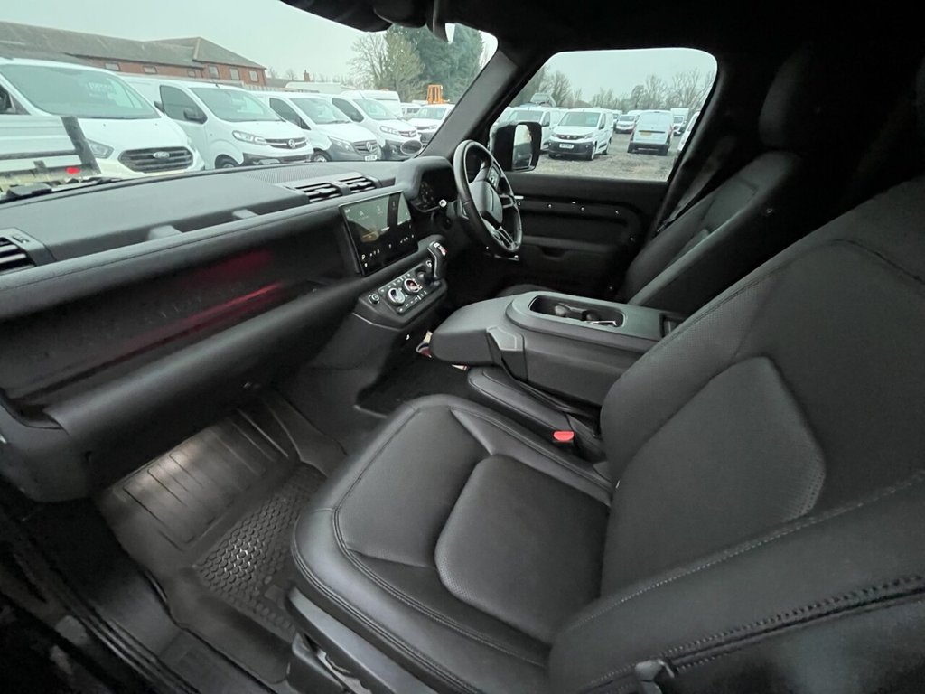 Used Land Rover Defender 2025 for sale - 77422572: Photo 32