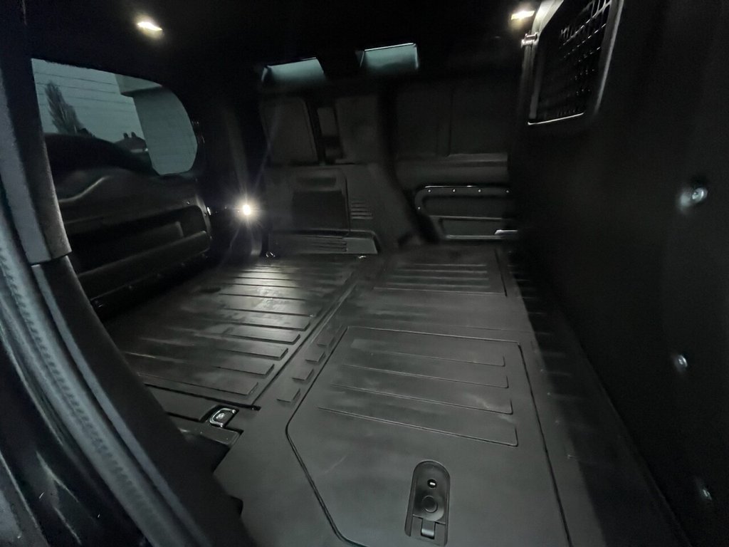 Used Land Rover Defender 2025 for sale - 77422572: Photo 35