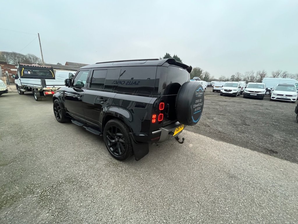 Used Land Rover Defender 2025 for sale - 77422572: Photo 5