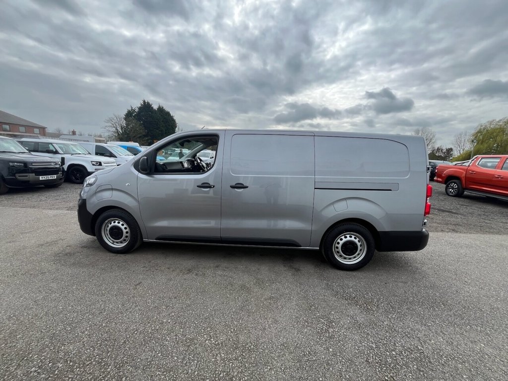 Used Vauxhall Vivaro 2022 for sale - 78124008: Photo 6