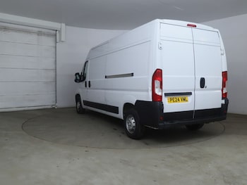 Used Peugeot Boxer 2024 for sale - 76406224: Photo