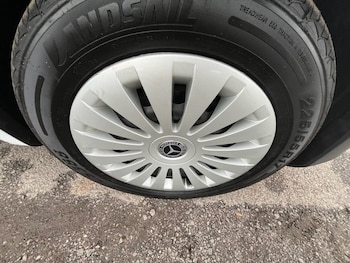 Used Mercedes-Benz Vito 2022 for sale - 76496225: Photo