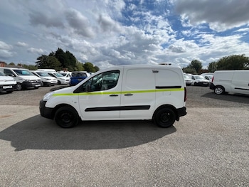 Used Citroen Berlingo 2018 for sale - 75727495: Photo