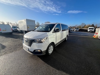 Used Hyundai i800 2018 for sale - 77236797: Photo