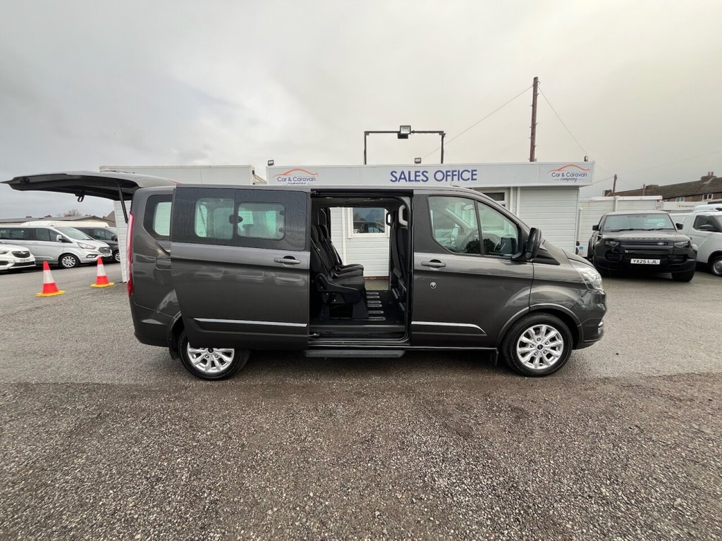 Used Ford Tourneo Custom 2022 for sale - 76686624: Photo 8