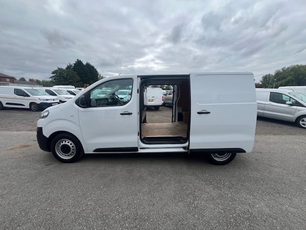 Used Citroen Dispatch 2023 for sale - 75474076: Photo 11