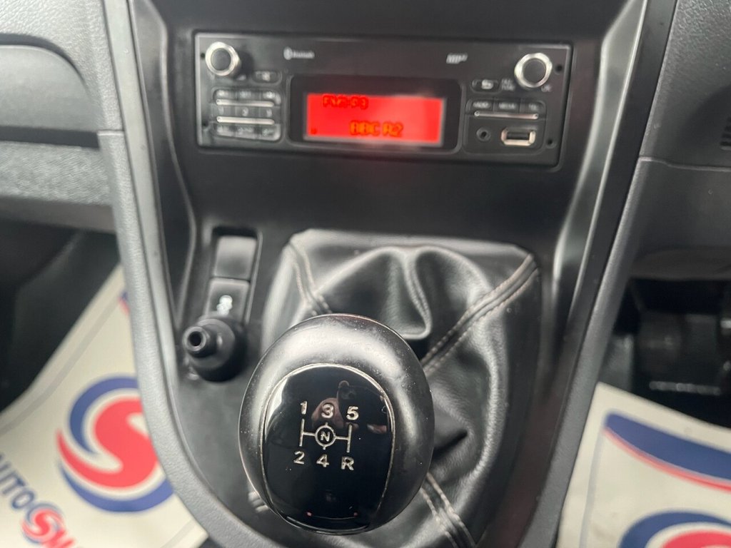 Used Mercedes-Benz Citan 2015 for sale - 76178530: Photo 43