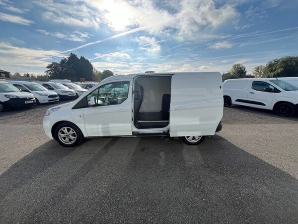 Used Ford Transit Connect 2017 for sale - 76178357: Photo 17
