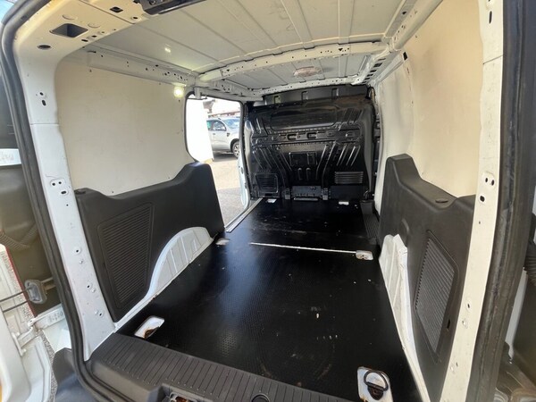 Used Ford Transit Connect 2017 for sale - 76178357: Photo 26