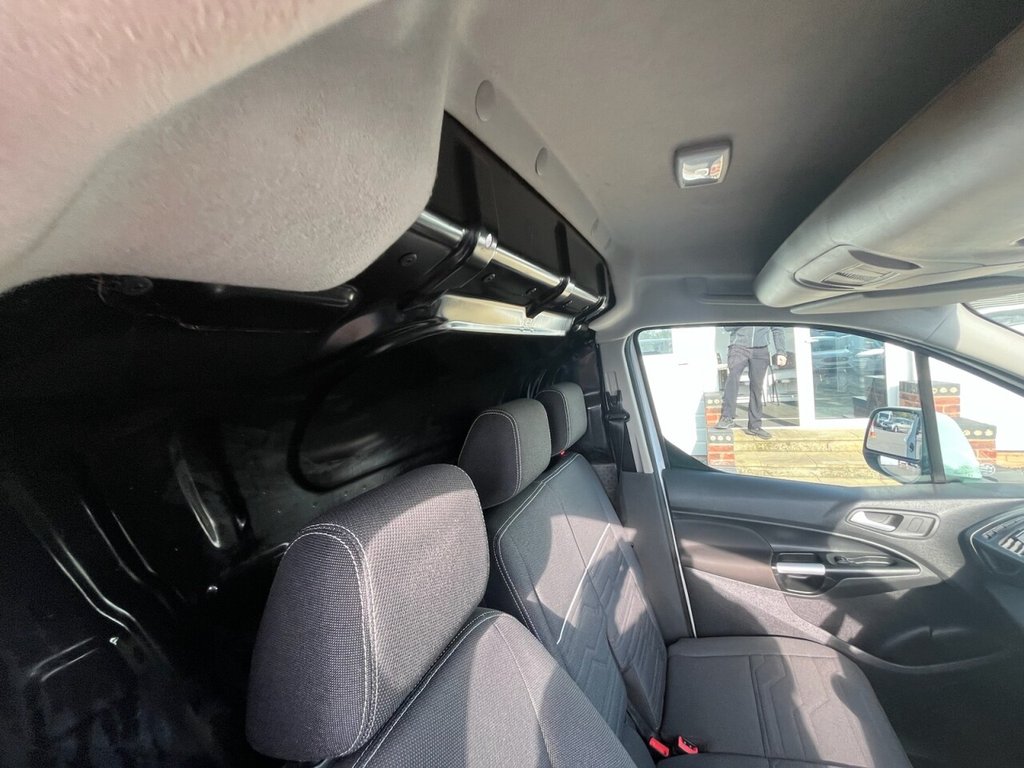 Used Ford Transit Connect 2017 for sale - 76178357: Photo 31