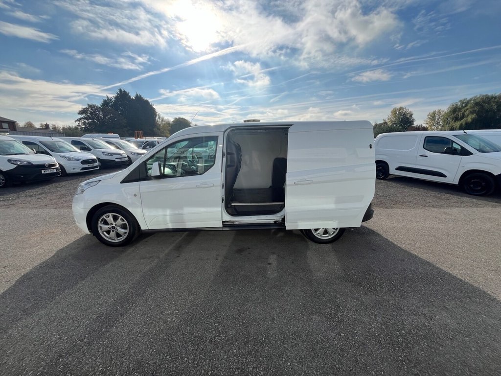 Used Ford Transit Connect 2017 for sale - 76178357: Photo 4