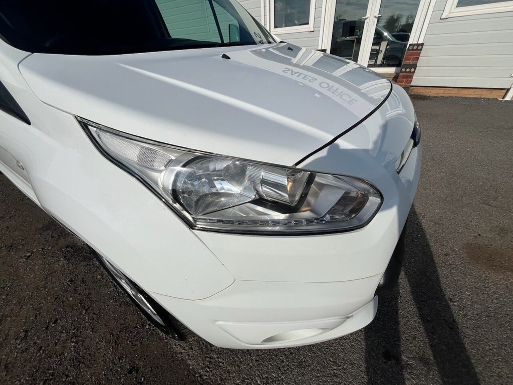 Used Ford Transit Connect 2017 for sale - 76178357: Photo 44
