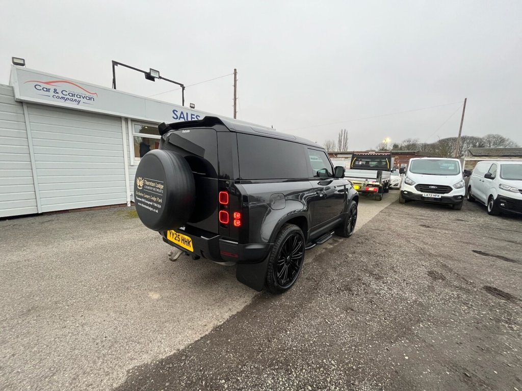 Used Land Rover Defender 2025 for sale - 77422443: Photo 18