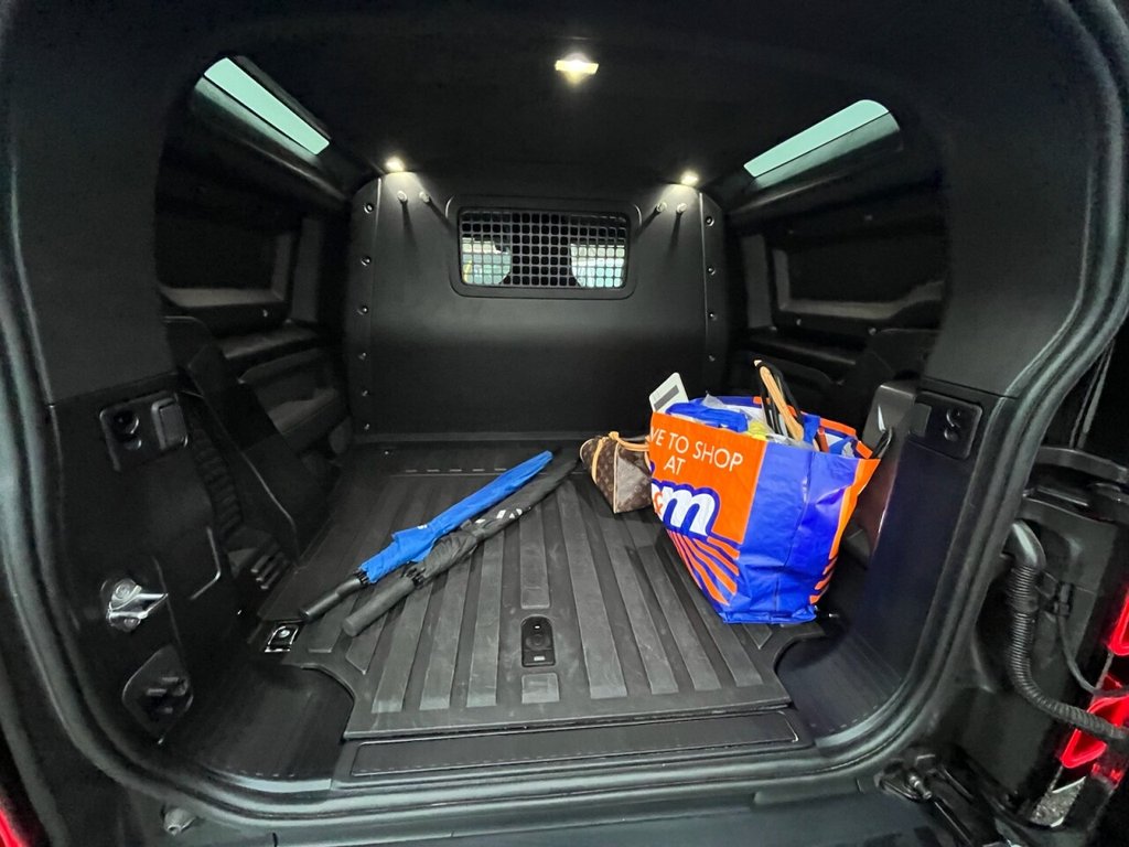 Used Land Rover Defender 2025 for sale - 77422443: Photo 22