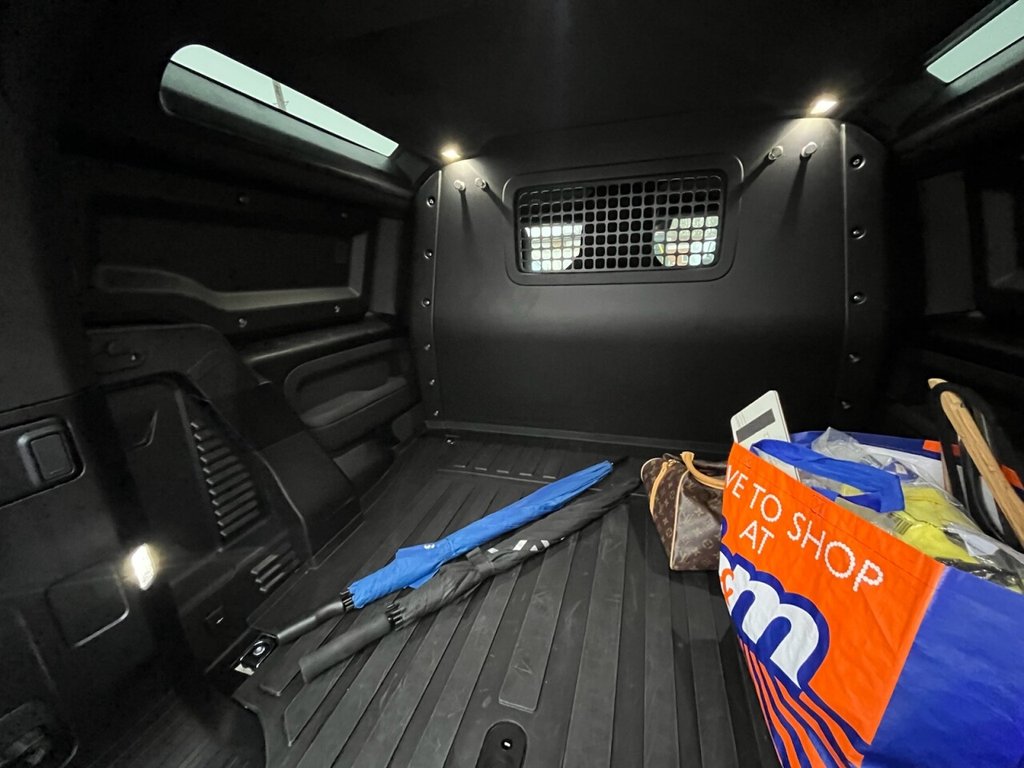 Used Land Rover Defender 2025 for sale - 77422443: Photo 24