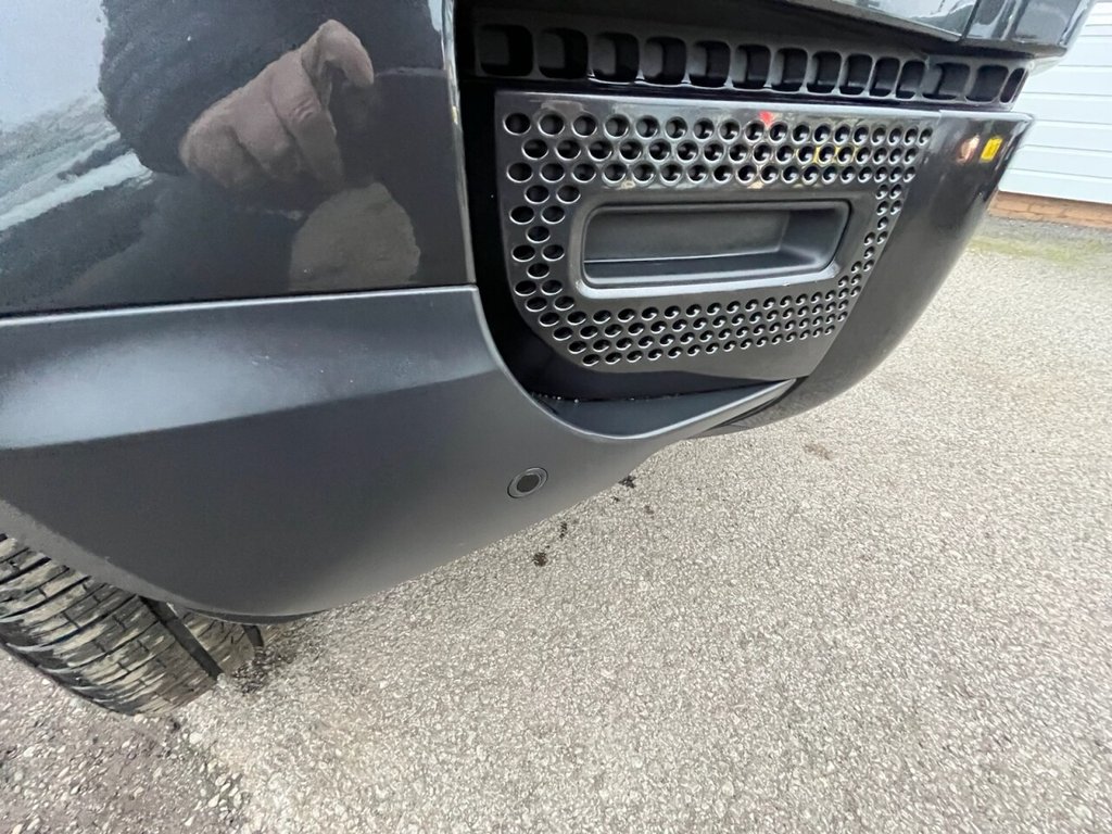 Used Land Rover Defender 2025 for sale - 77422443: Photo 3