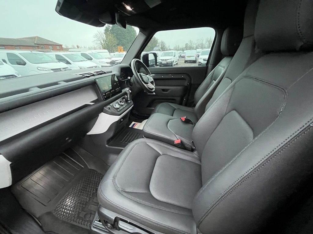 Used Land Rover Defender 2025 for sale - 77422443: Photo 32