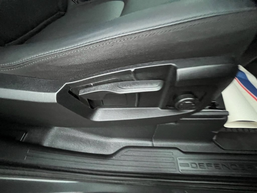 Used Land Rover Defender 2025 for sale - 77422443: Photo 40