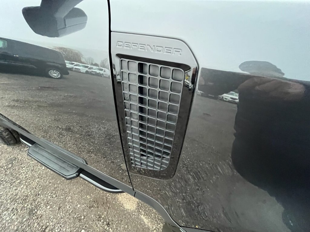 Used Land Rover Defender 2025 for sale - 77422443: Photo 6